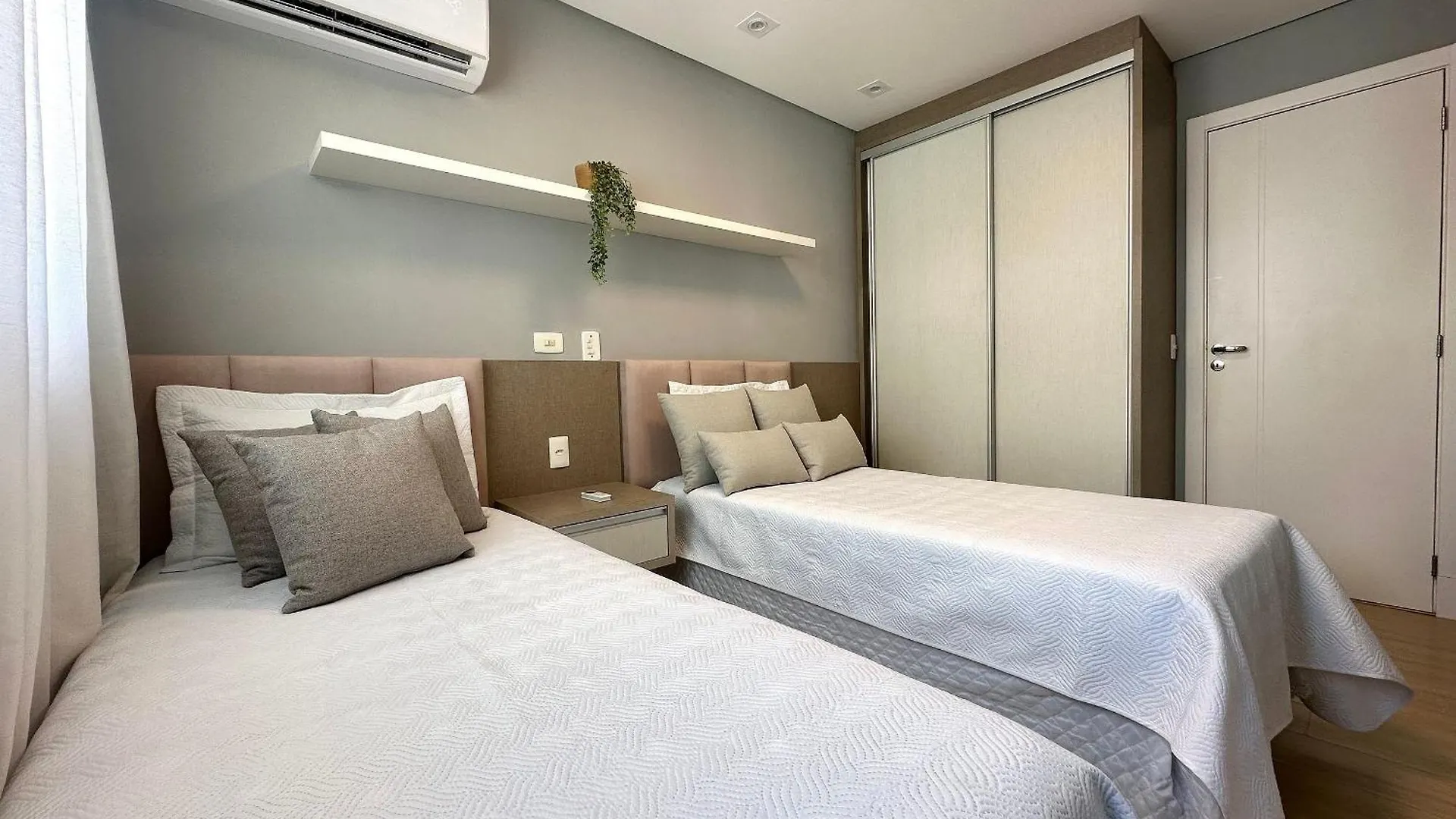 Boulevard Bombinhas - Um condomínio Completo que vai te encantar Apartamento