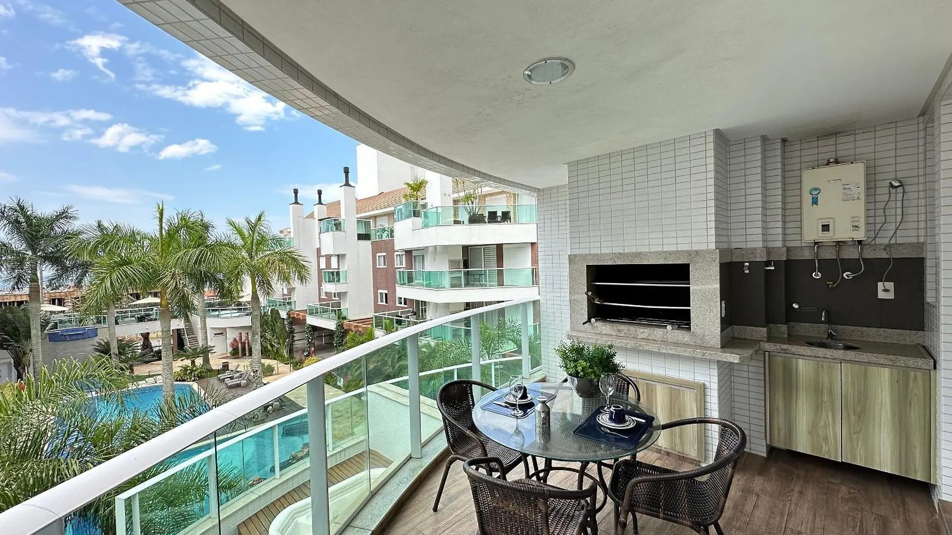 Boulevard Bombinhas - Um Condominio Completo Que Vai Te Encantar 0*,